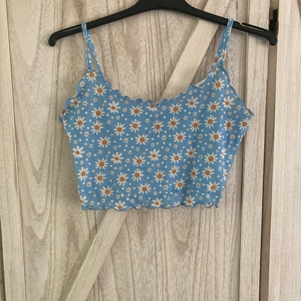SHEIN Daisy Blue Crop Top